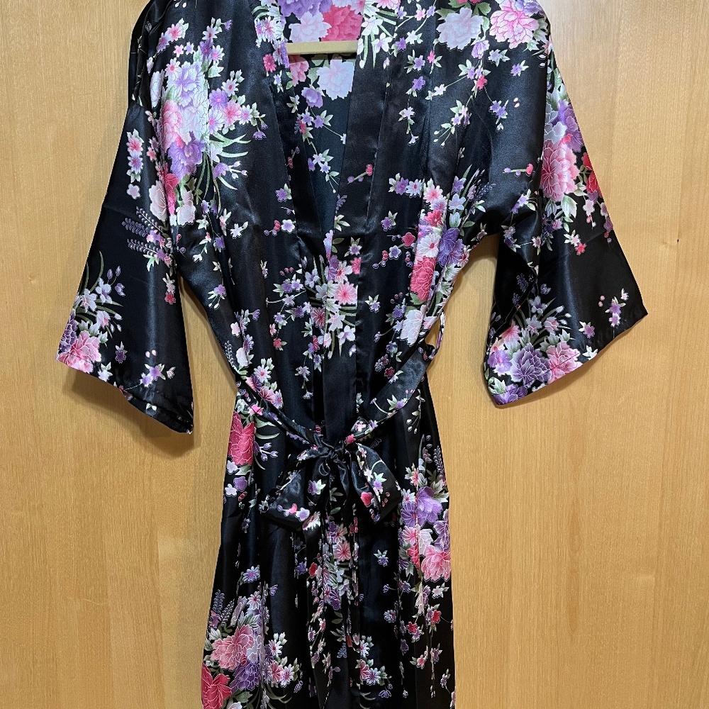 Silky Women's  Robe Japanese Floral